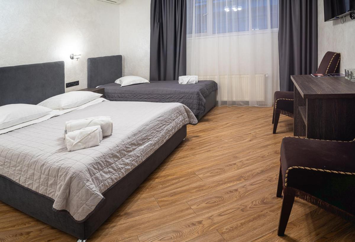 Safari-Club Hotel Виниця Екстериор снимка