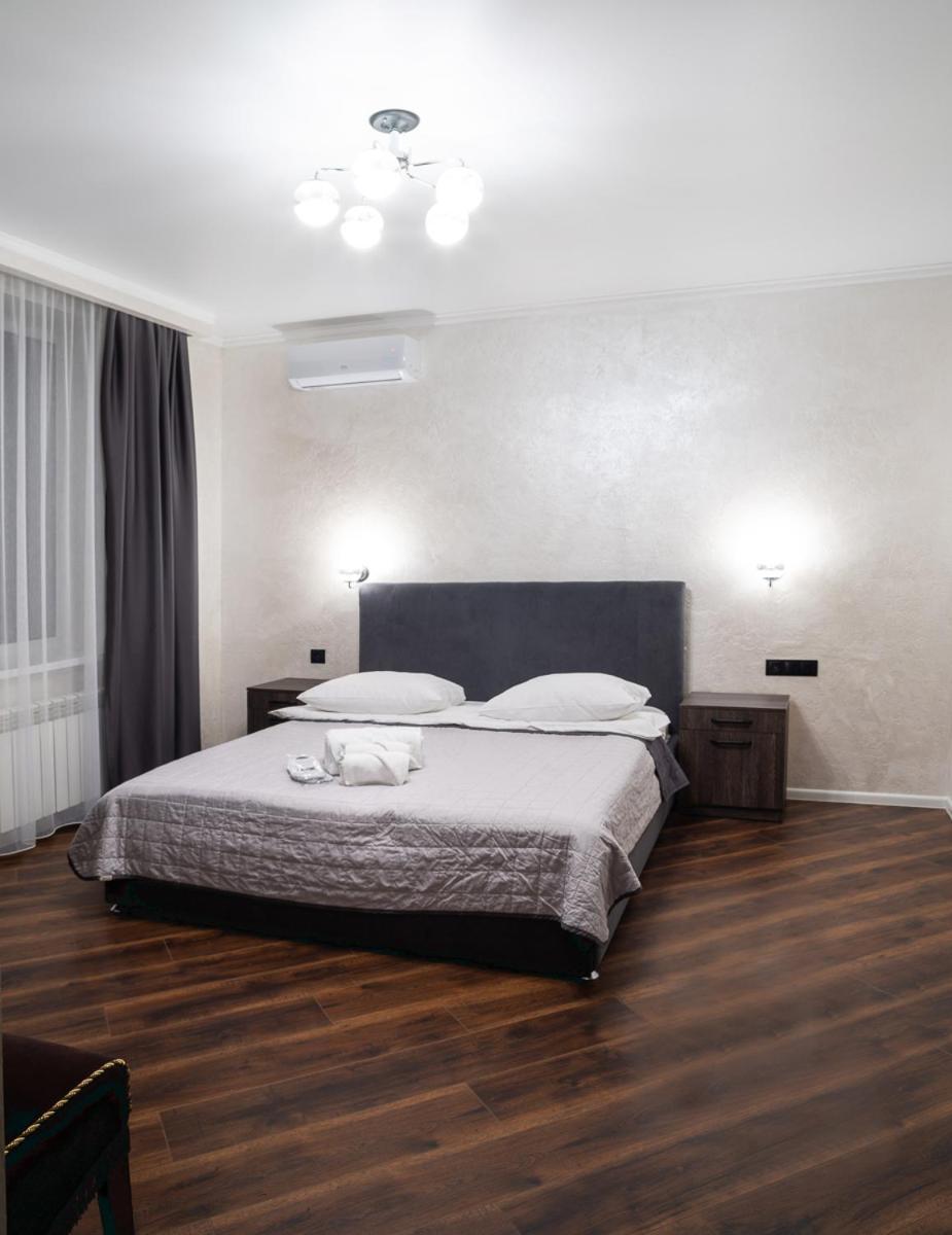 Safari-Club Hotel Виниця Екстериор снимка