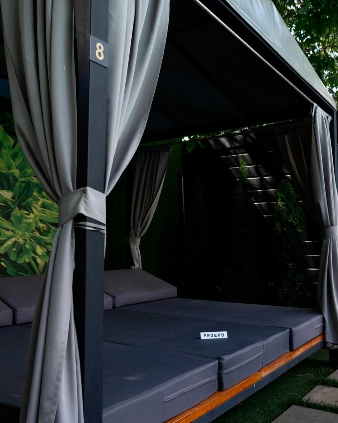 Safari-Club Hotel Виниця Екстериор снимка
