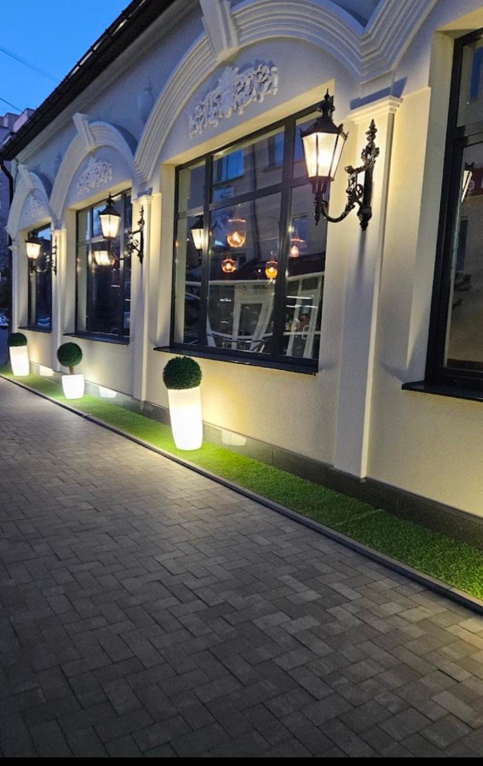 Safari-Club Hotel Виниця Екстериор снимка