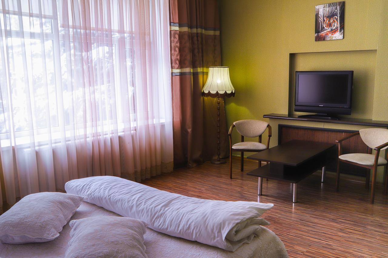 Safari-Club Hotel Виниця Екстериор снимка