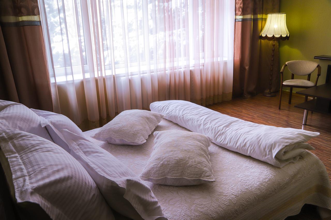 Safari-Club Hotel Виниця Екстериор снимка