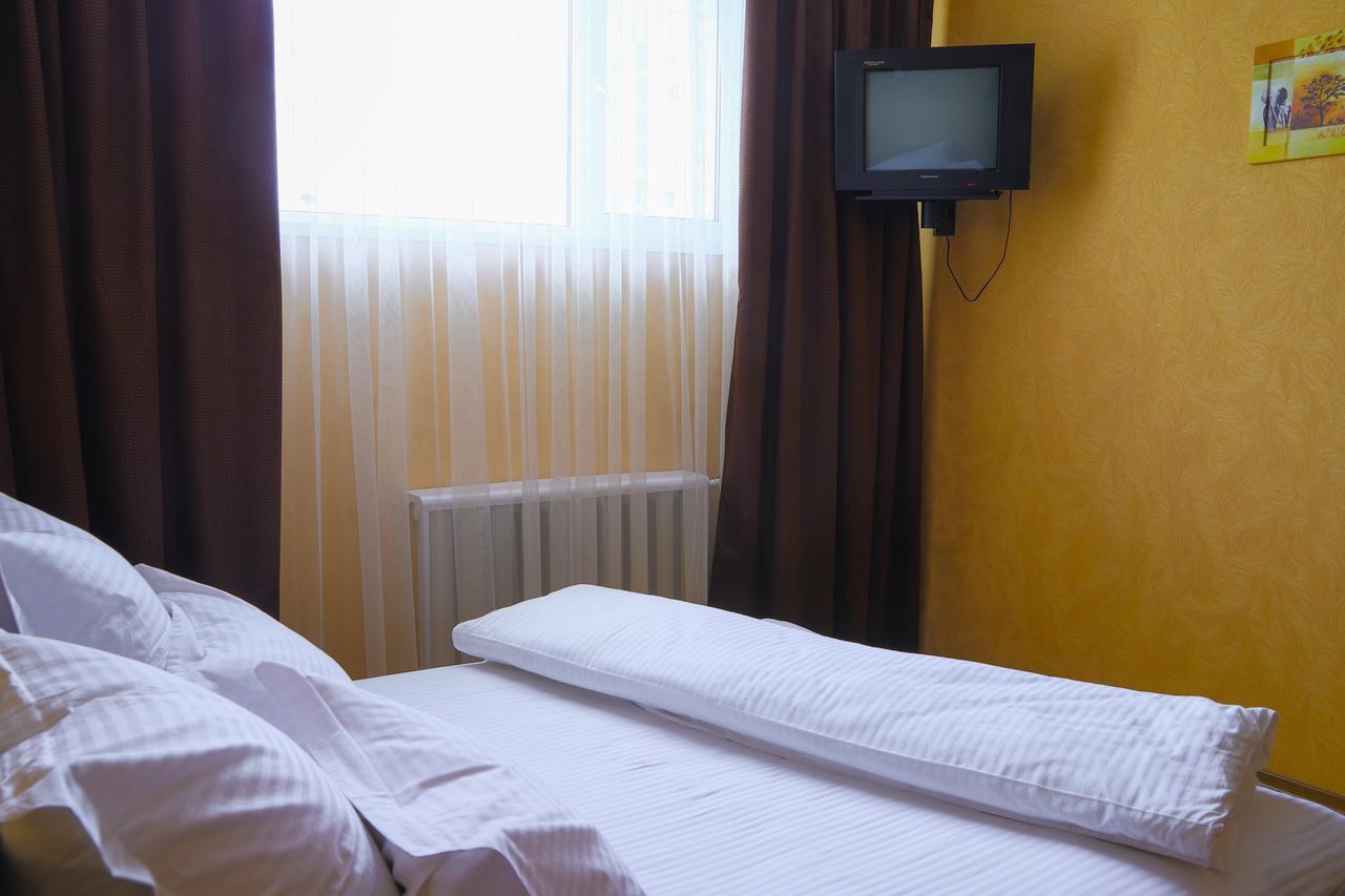 Safari-Club Hotel Виниця Екстериор снимка